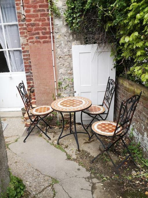 Petite Maison De Pecheur Au Coeur D'Etretat Luaran gambar